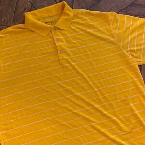 Nike Golf Mens Yellow Polo.   Size XL